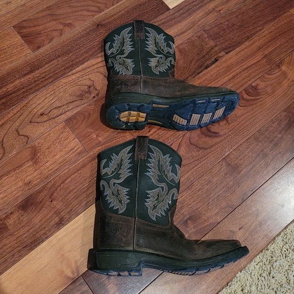 Ariat Boots, Size 3.5 - Picture 3 of 15